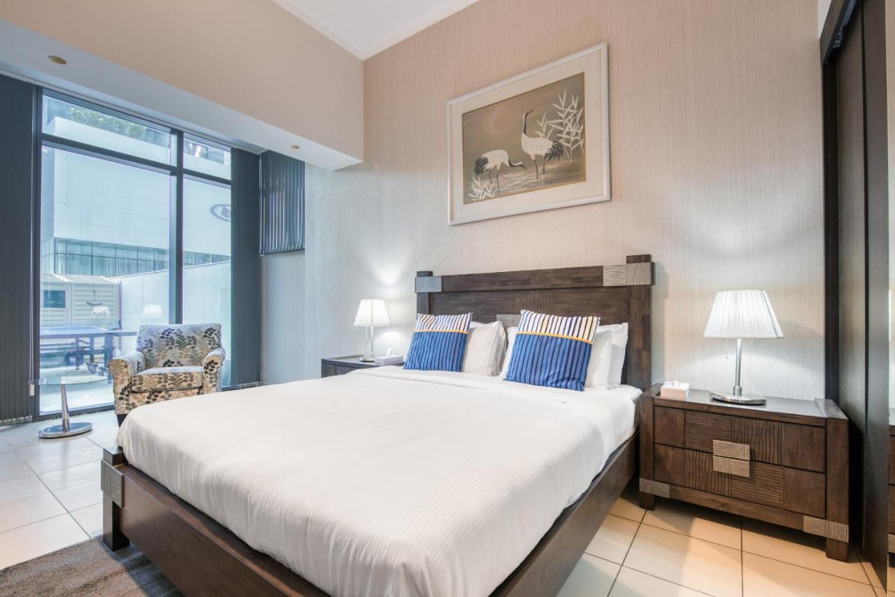 Maison Privee - Big, Bright, Luxury Marina Views Apt Next To Beach Дубай Экстерьер фото